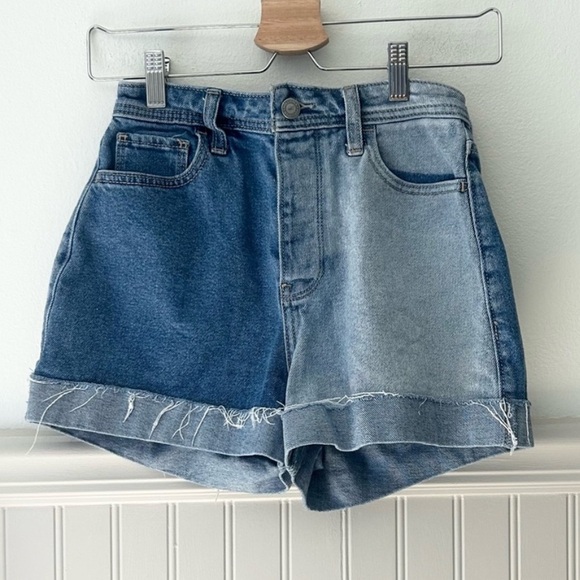 Hollister Two Tone Jean Shorts - Picture 1 of 6